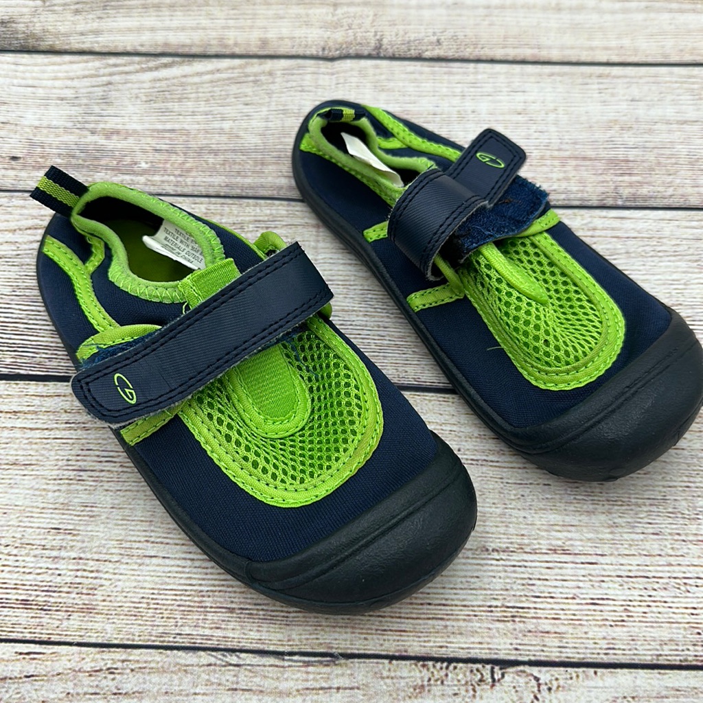 Champion Green And Navy Water Shoes Size 9/10